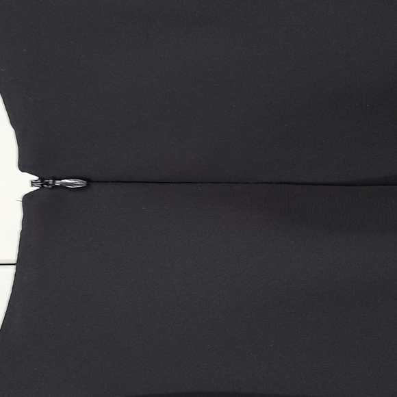 EUC- LBD - Picture 4 of 5